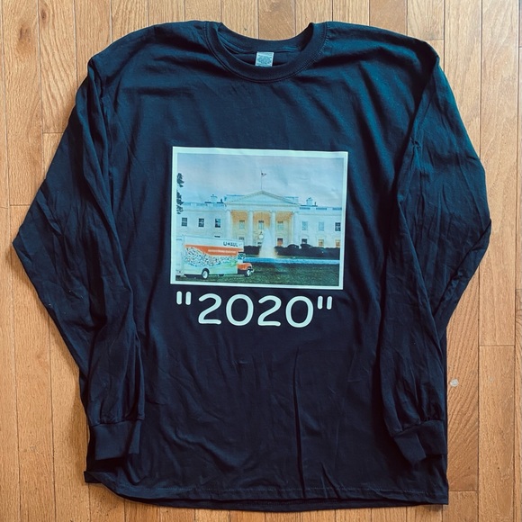 Brand new “ Uhaul 2020” Trump tee. - Picture 2 of 3